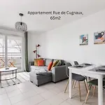 아파트 A Pair Of Two-bed With Outdoor Spaces And Parking By The Garonne