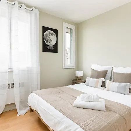 Apartmán A Pair Of Two-bed With Outdoor Spaces And Parking By The Garonne Toulouse