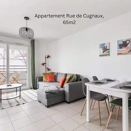 Apartmán A Pair Of Two-bed With Outdoor Spaces And Parking By The Garonne